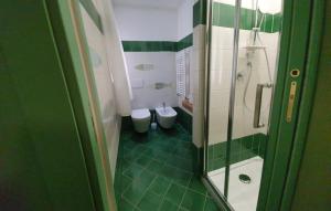 Double or Twin Room with Private Bathroom
