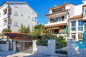 Apartment in Rovinj with Two-Bedrooms 5 - Станга