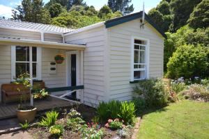Kauri Coast Estate Owners Cottage