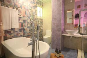 Phòng Đôi Loại Sang (Deluxe Double Room)