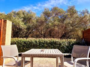 Hotels Le Fabian des Baux : Chambre Triple Confort