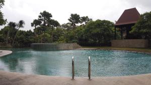 Comfort 2BR Apartment at Cervino Village By Travelio