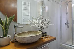 Two-Bedroom Cottage with Sea View room in Panorama Villas