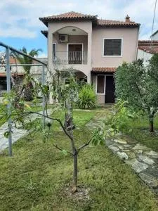 Holiday Home Near the sea - Stomio