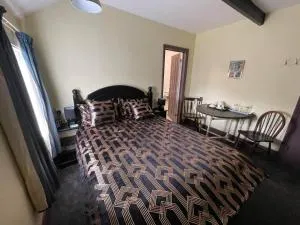 THE KINGS ARMS INN - Stratton