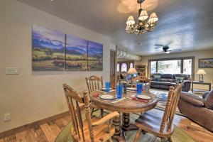 Updated Mtn Home w Deck on Uncompahgre River