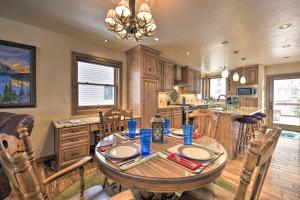 Updated Mtn Home w Deck on Uncompahgre River