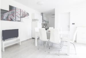 New Family 2 Bedroom Apartment 