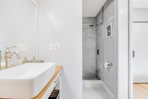 Sea Colony - 6301 Private