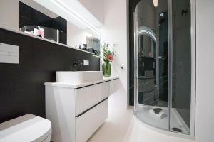 Granatowy Apartament