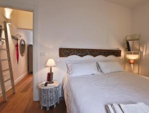 Apartamento de 2 dormitorios - 2 niveles - Via Faenza 10 