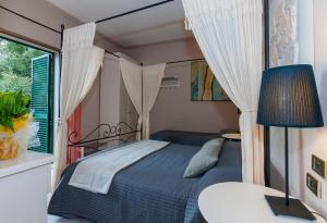 Dreibettzimmer mit Balkon