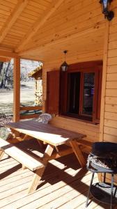 Campings Camping, Hotel De Plein Air Les Cariamas : photos des chambres