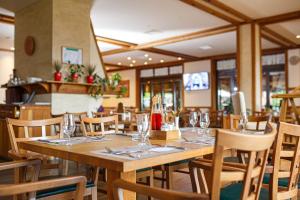 Etno Naselje Vrdnička kula - Fruške Terme