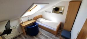 Single Room with Shared Bathroom room in B&B Ruthmann-Rheinblick