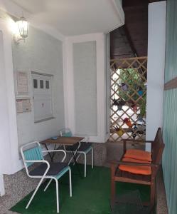 Apartment & Rooms Miboti