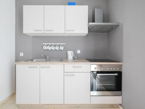 Contemporary Apartment in Novalja with Barbecue