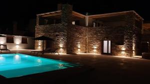 Stone villa with a sea water swimming pool and a sea and sunset view Kea Greece