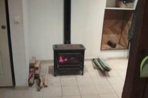 2+1 couchages + sdb dans appartement rénové.