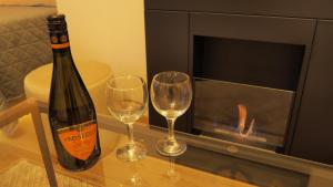 Seasons Sunrise Studio - nature & view