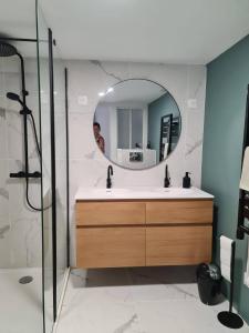 Frontignan petit maison coquette 50 m2 à 100 m de la plage