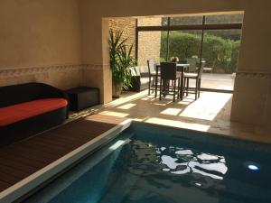 Villas Les Pres de Gordes : photos des chambres