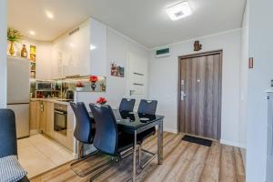 Apartamenty Hallera