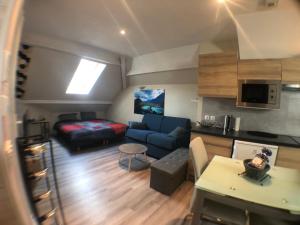 Appartements Au bord du lac d’Annecy, logement type Loft, dans residence avec plage et ponton privee : photos des chambres