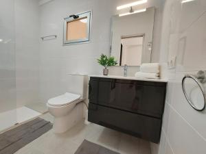 Sunny Cozy Nice Apartment LosCristianos WiFi,Pool