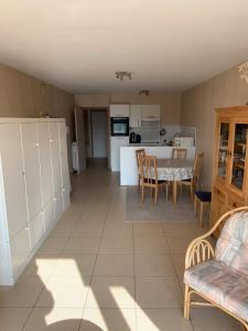 Sunny Studio in the heart of Sint-Idesbald