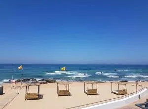 Silver Coast Beach House - Bececarias