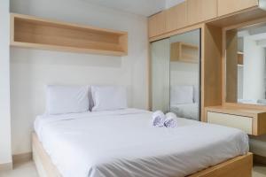 Spacious Studio Room Apartment at Grand Sungkono Lagoon By Travelio