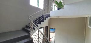 RedDoorz Plus near Siloam Hospital Balikpapan