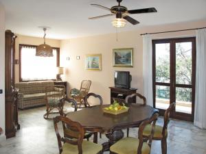 Apartment Angela - PGI126 by Interhome