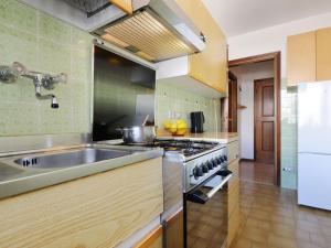 Apartment Condominio al Parco-1 by Interhome