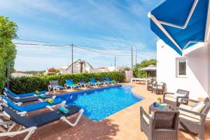 Villa La Joya by Villa Plus