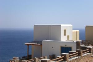 Monolithos Villas Andros Greece