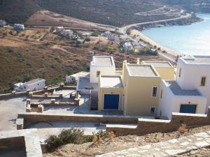 Monolithos Villas Andros Greece