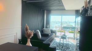 Appartement vue port et accès direct mer, centre ville de la Grande Motte prés de Montpellier