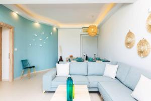 Adelhome - Sea view & walking distance to beach!