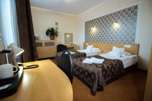 Twin Room room in Hotel Trojka