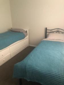 Brand new 4br get away 5min to albury city
