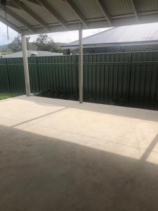Brand new 4br get away 5min to albury city