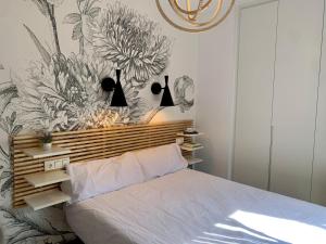 ECO CENTER GRANATENSIS (ÁTICO-CATEDRAL)