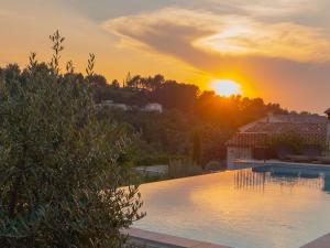 Villas Luxury villa in Provence with a private pool : Villa 8 Chambres