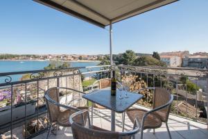 Historic Old Town apartment with the best view in town