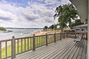 Lakefront Afton Cottage with Deck Walk to Boat Ramp - Monkey Island