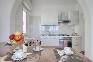 Front Beach Torre Mozza by LoveSud