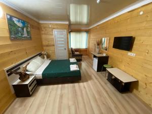 Classic Quadruple Room room in Пляж-Отель Full House