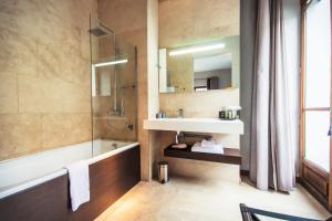 Hotels Logis Villa C Hotel : photos des chambres